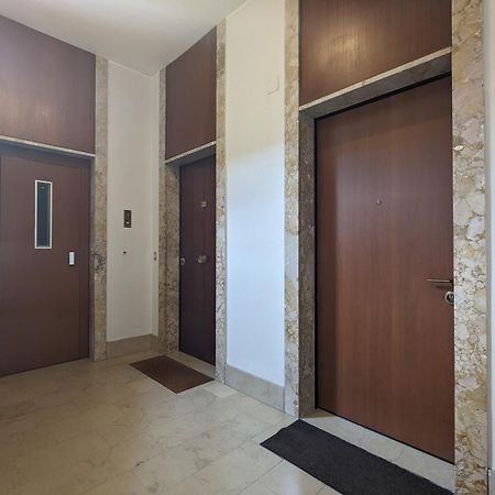 Big House-Private Parking-12" Walk From The Arena Διαμέρισμα Βερόνα Εξωτερικό φωτογραφία
