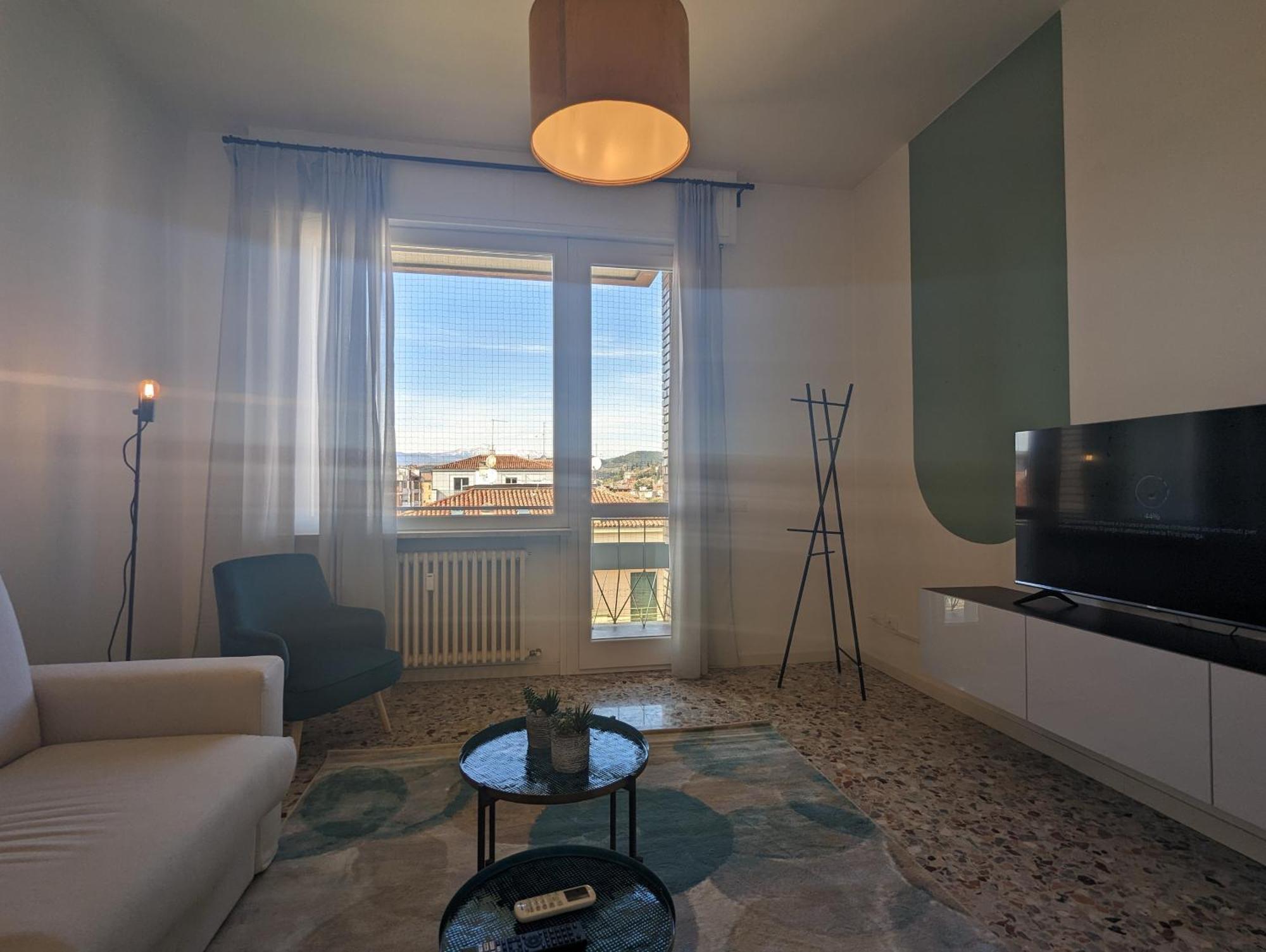 Big House-Private Parking-12" Walk From The Arena Διαμέρισμα Βερόνα Εξωτερικό φωτογραφία